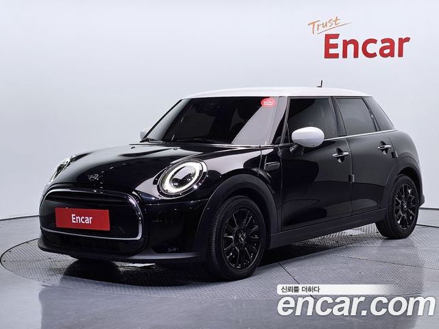Mini Cooper 2024
