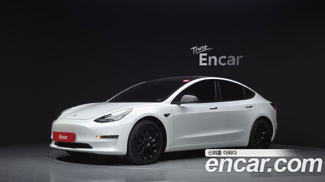 Tesla Model 3 2020