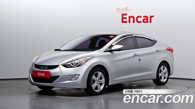 Hyundai AVANTE 2013