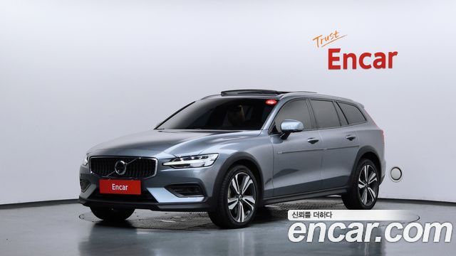 Volvo V60 2021