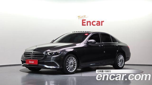Mercedes-Benz E-Class 2021