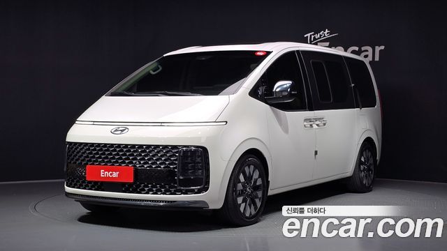 Hyundai Staria 2021