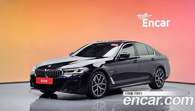 BMW 5-Series 2023