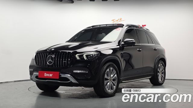 Mercedes-Benz GLE-Class 2023
