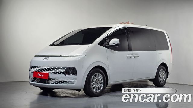 Hyundai Staria 2025