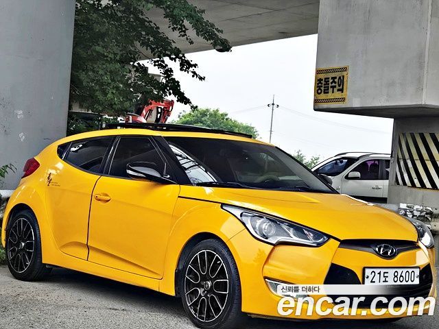 Hyundai Veloster 2012