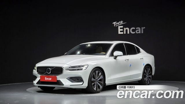 Volvo S60 2023
