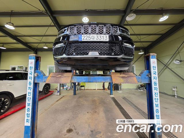 Jeep Cherokee 2023