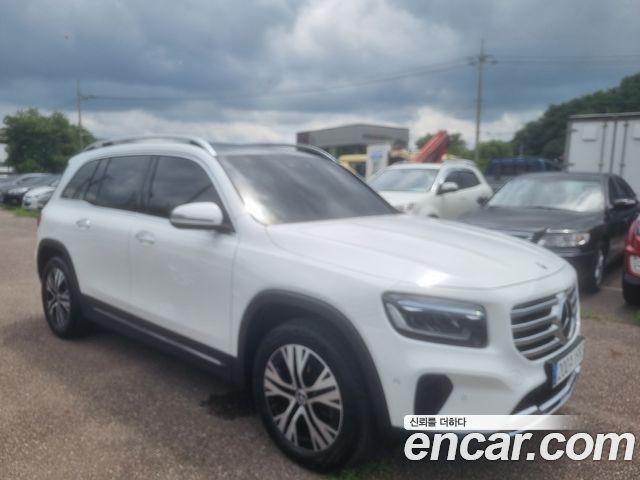 Mercedes-Benz GLB-Class 2024