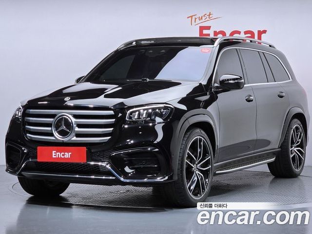 Mercedes-Benz GLS-Class 2023