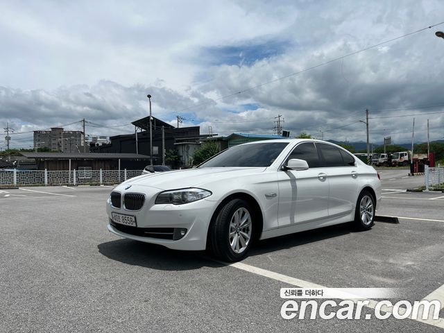 BMW 5-Series 2012