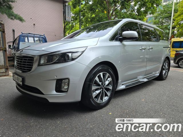 Kia Canival 2015