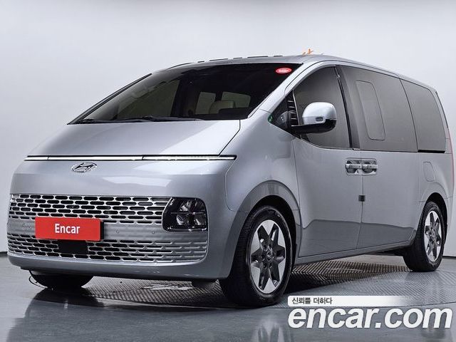 Hyundai Staria 2023