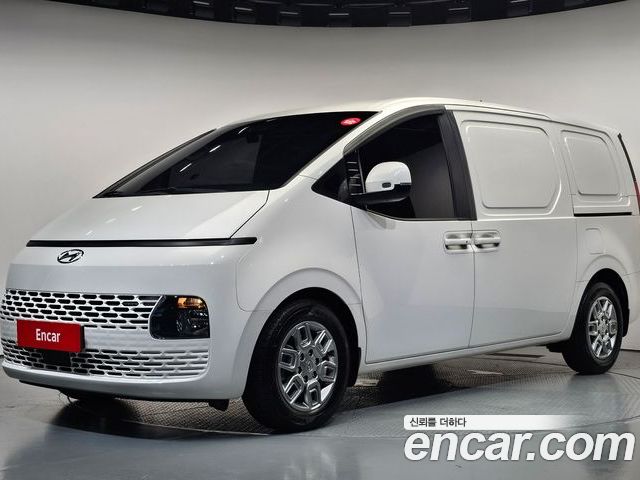 Hyundai Staria 2021