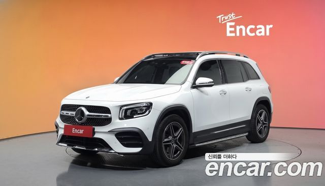 Mercedes-Benz GLB-Class 2023
