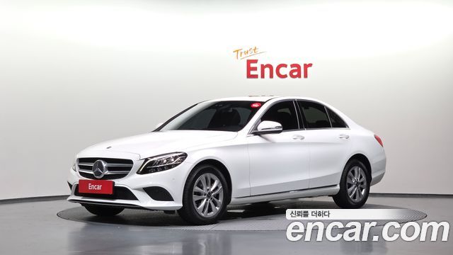 Mercedes-Benz C-Class 2020