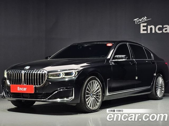 BMW 7-Series 2021