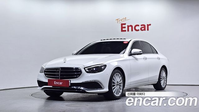 Mercedes-Benz E-Class 2023