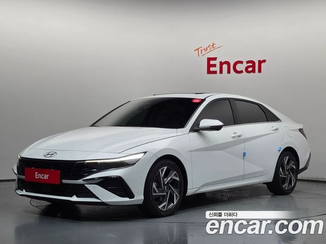 Hyundai AVANTE 2023