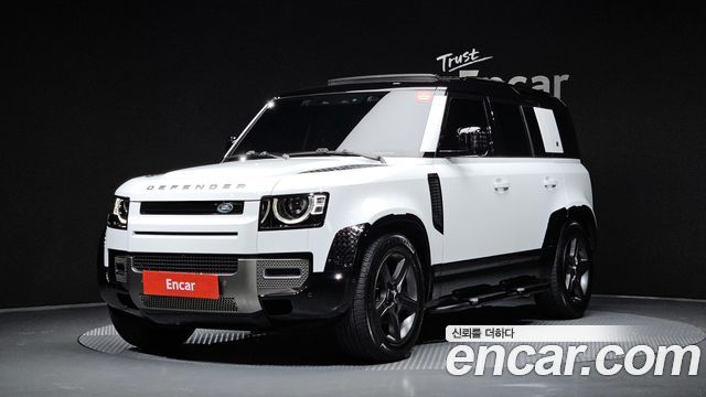 Land Rover Defender 2024