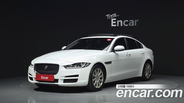 Jaguar XE 2017