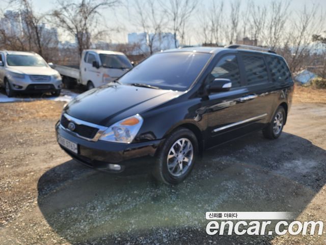 Kia Canival 2013