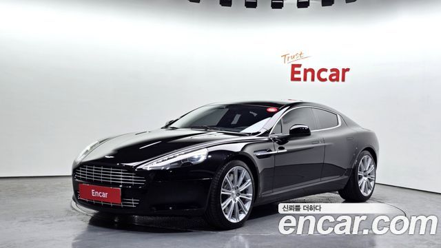 Astonmartin Rapide 2010