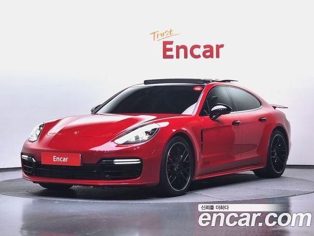 Porsche Panamera 2020