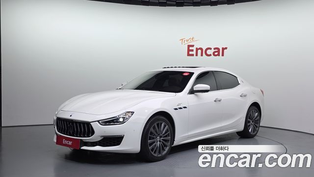 Maserati Ghibli 2022