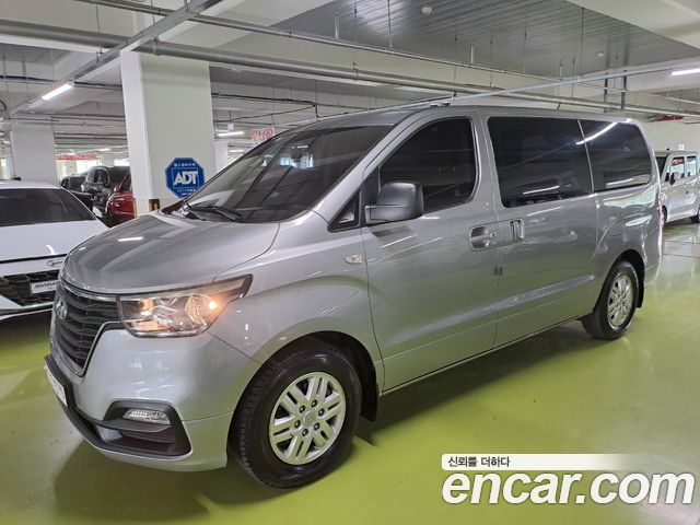 Hyundai Starex 2019