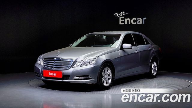 Mercedes-Benz E-Class 2012