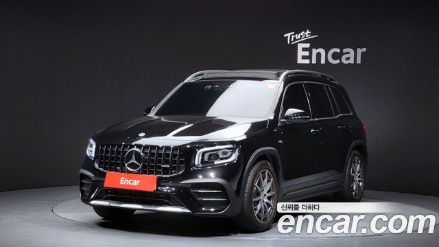 Mercedes-Benz GLB-Class 2023