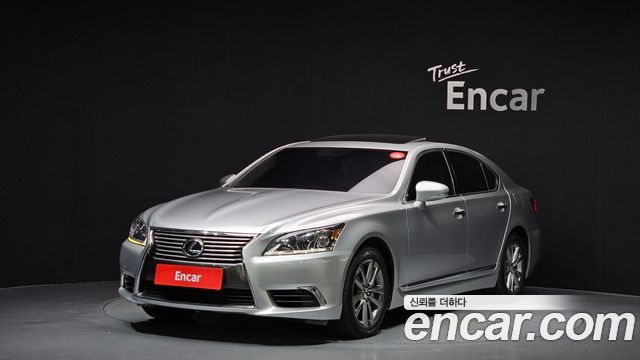 Lexus LS 2014