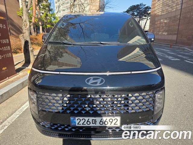 Hyundai Staria 2024
