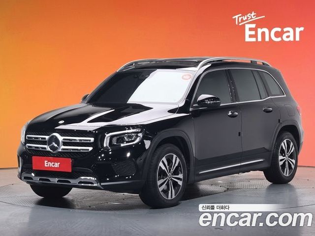Mercedes-Benz GLB-Class 2021