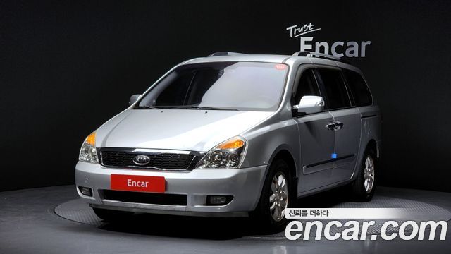 Kia Canival 2012