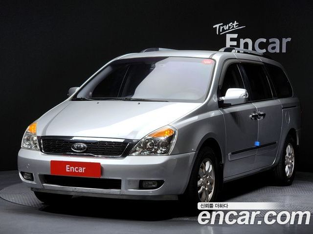 Kia Canival 2012