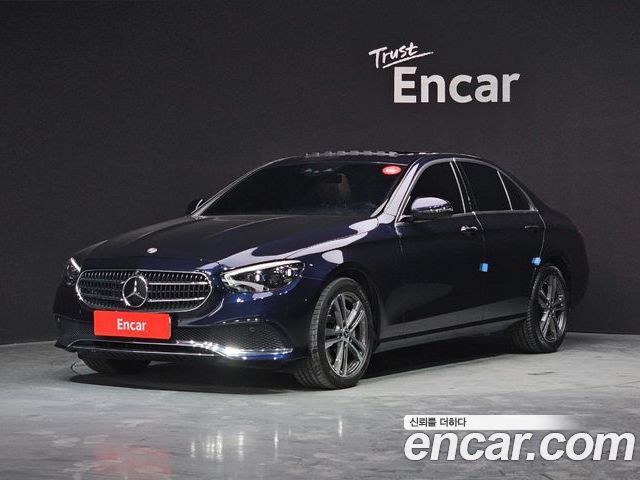 Mercedes-Benz E-Class 2022