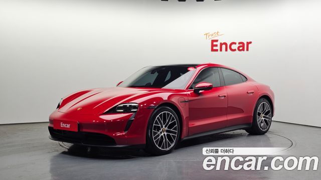 Porsche Taycan 2023