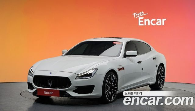 Maserati Quattroporte 2014