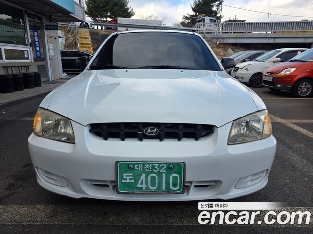 Hyundai Verna 2001