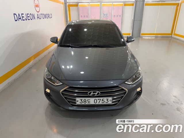 Hyundai AVANTE 2016