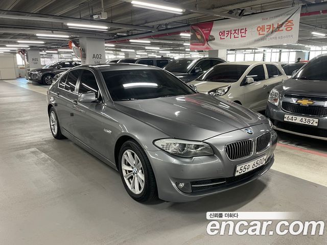 BMW 5-Series 2011