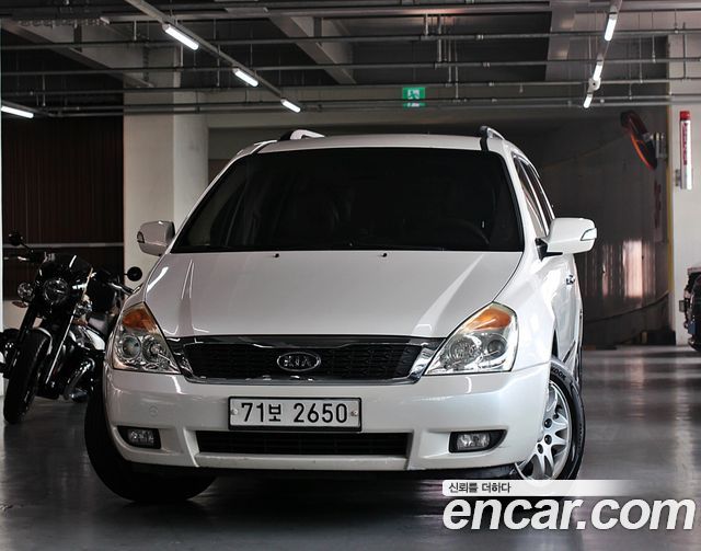 Kia Canival 2012