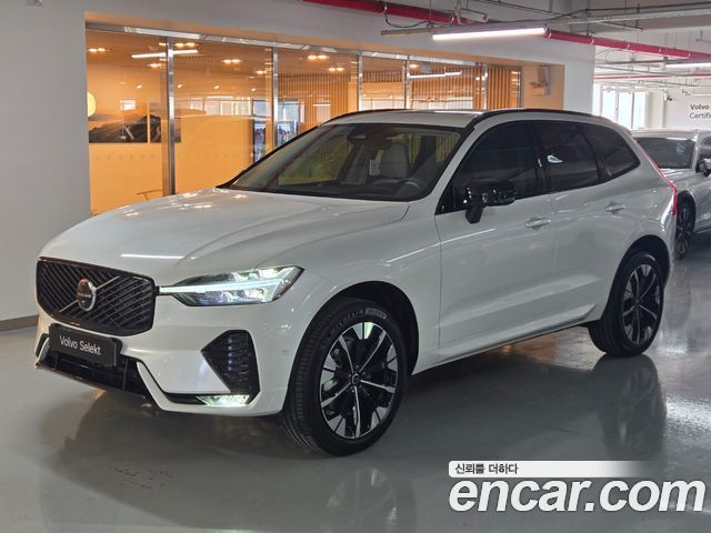 Volvo XC60 2025