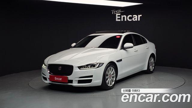 Jaguar XE 2015
