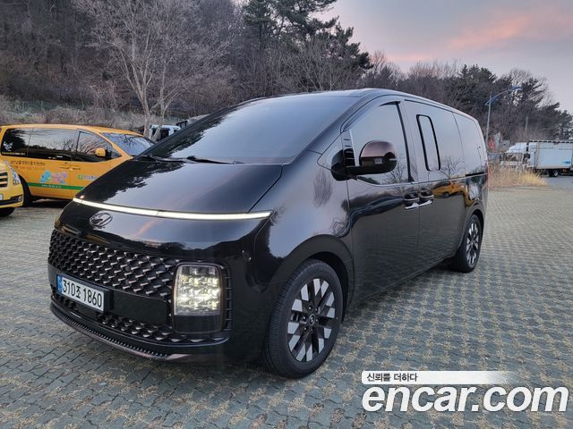 Hyundai Staria 2021