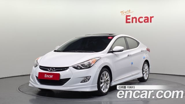 Hyundai AVANTE 2012