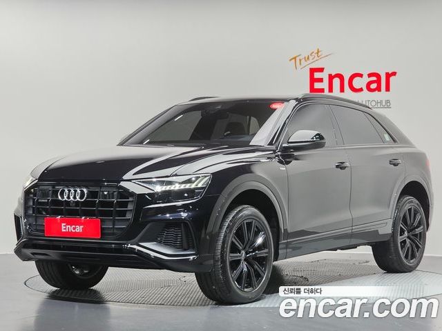Audi Q8 2021