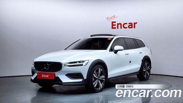 Volvo V60 2020
